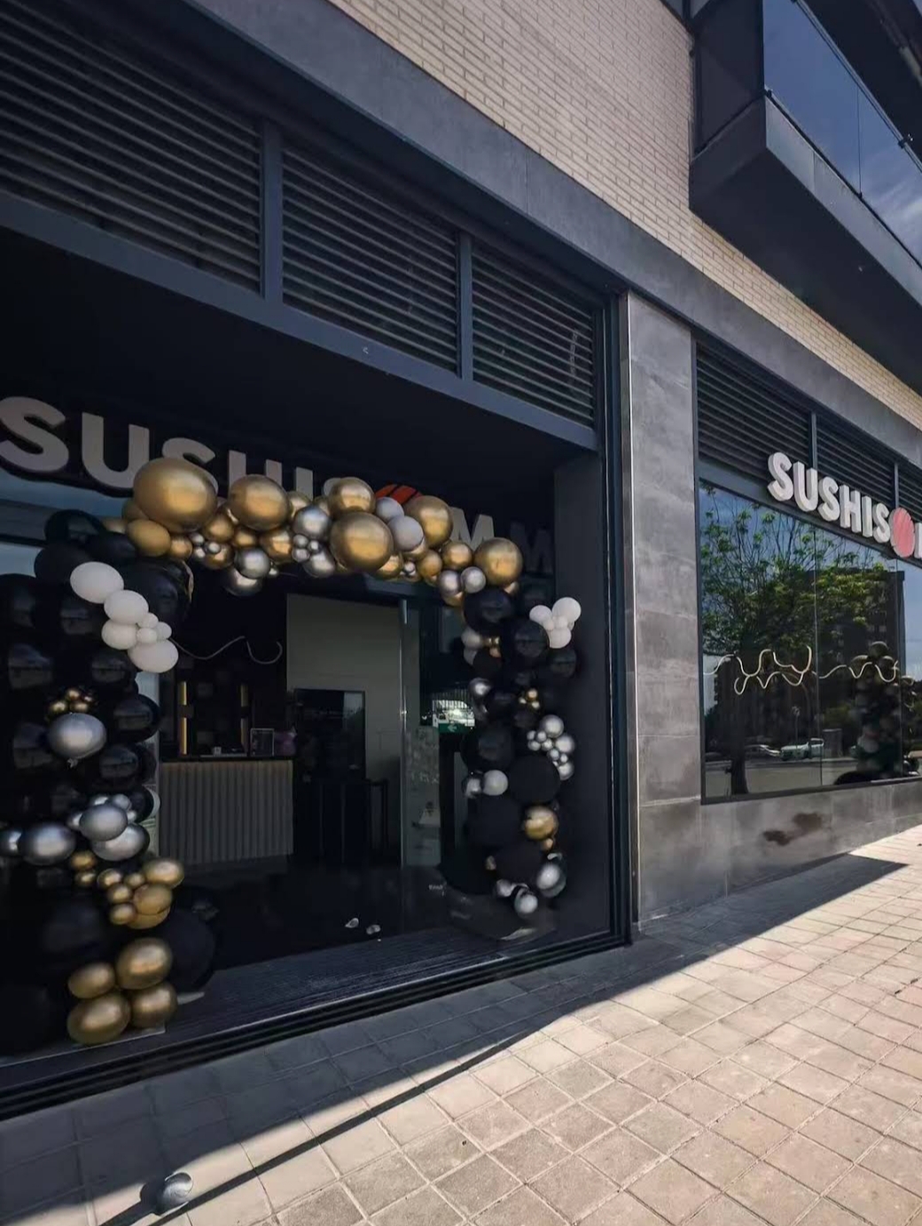 Eröffnungstag eines japanischen Buffets in Alicante