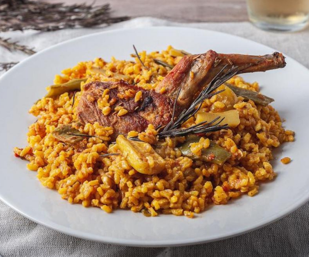 Arroz con conejo y caracoles