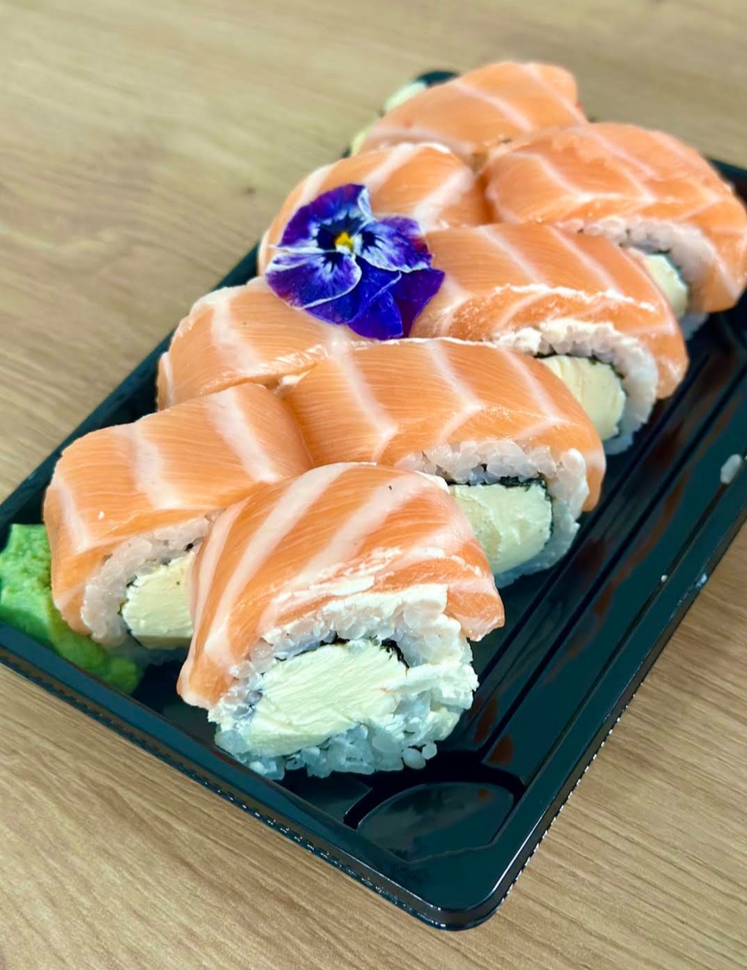 Lachsrolle mit Frischkäse, eines der meistbestellten Buffet-Stücke